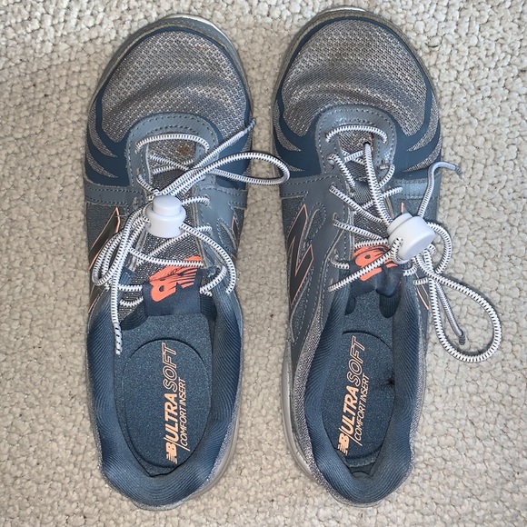 New Balance Cush Ultra Soft Comfort Insert Sneakers — 7.5 - Picture 2 of 8